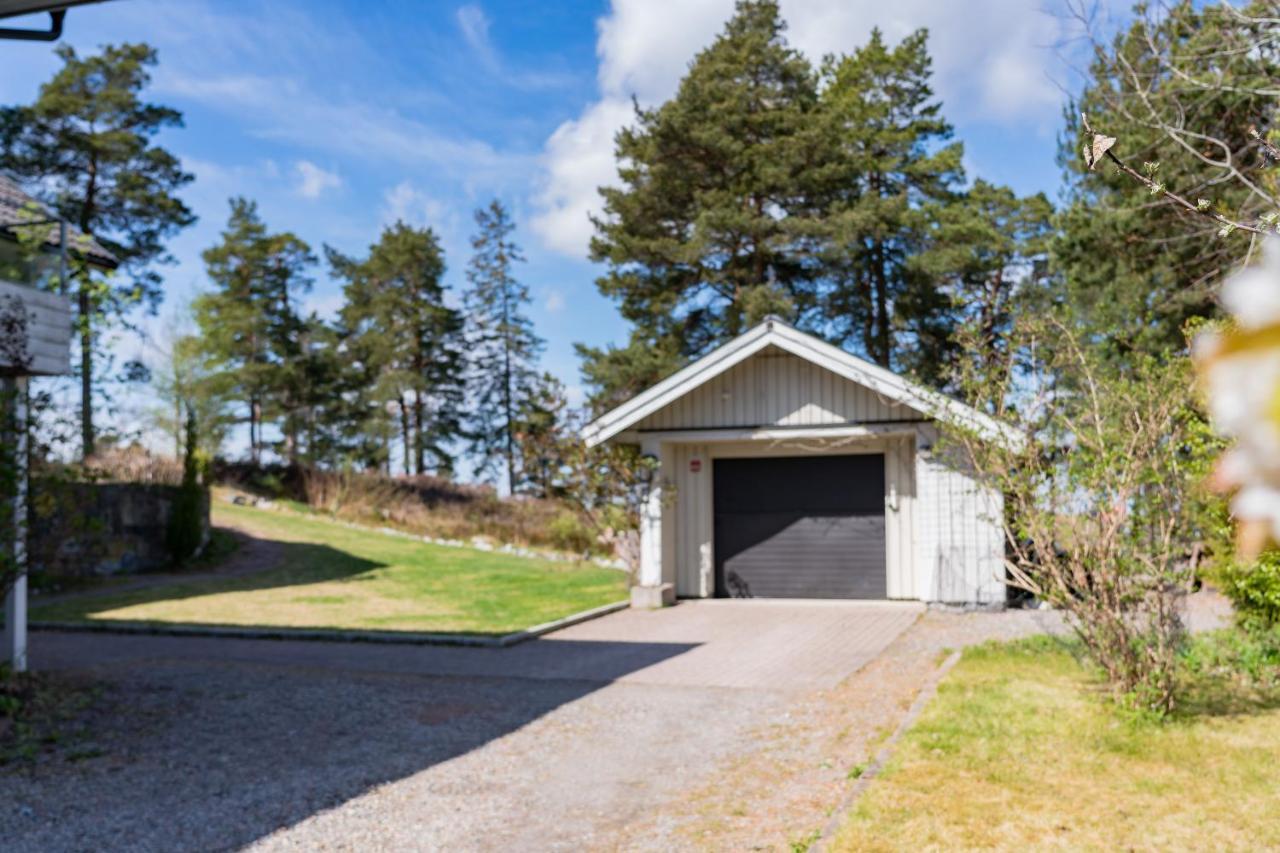 Elegant Home With Stunning Sea View And Garden Stockholm Bagian luar foto