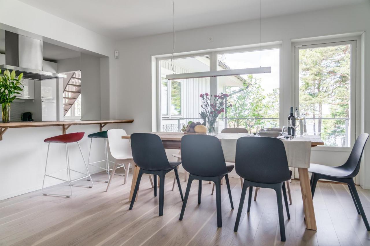 Elegant Home With Stunning Sea View And Garden Stockholm Bagian luar foto