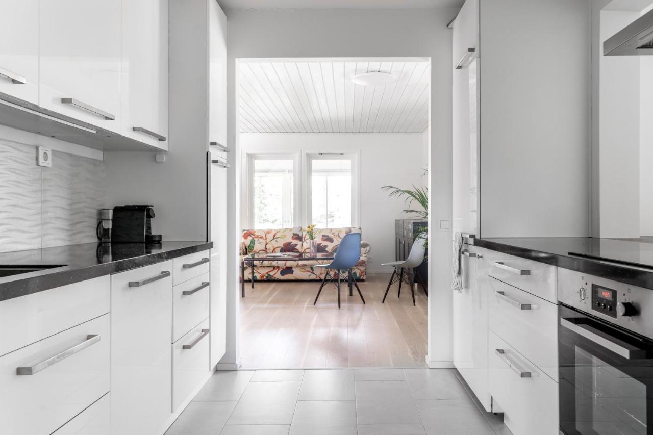 Elegant Home With Stunning Sea View And Garden Stockholm Bagian luar foto