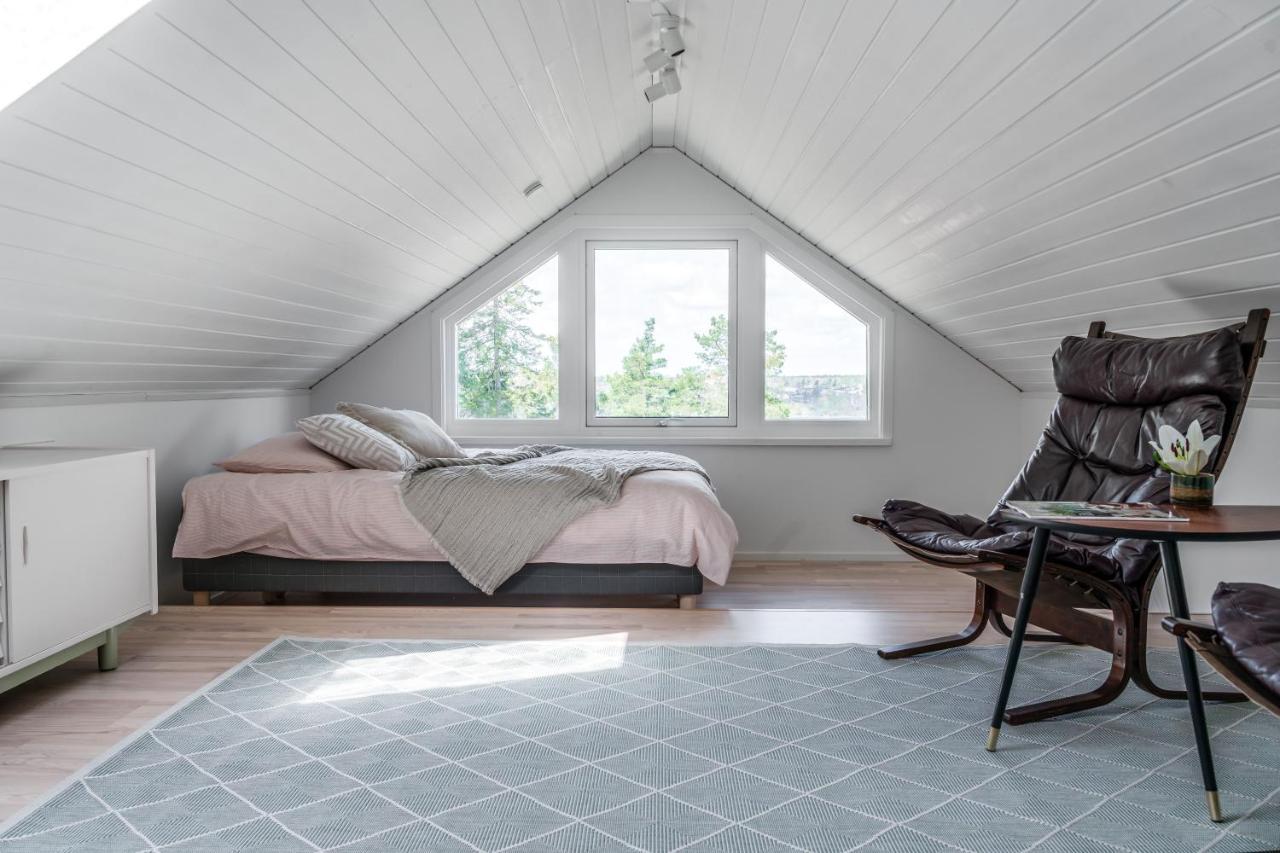 Elegant Home With Stunning Sea View And Garden Stockholm Bagian luar foto